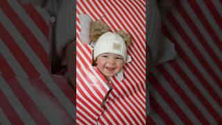 Christmas photo shoot  #viral #wrappingpaper #christmas