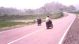 Drag 200 cc jalan lingkar cikareo wado