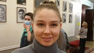 Как читает стихи Владимир Глазунов