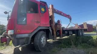 Мешают провода. Везем шиномонтаж. ( Манипулятор 7 тонн).