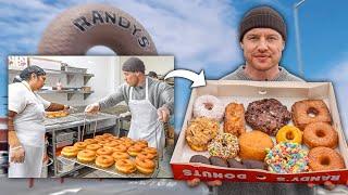 So werden original amerikanische Donuts gemacht