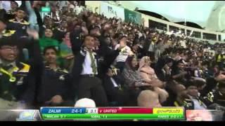 APS Children in Peshwar Zalmi vs Islmabad United Match