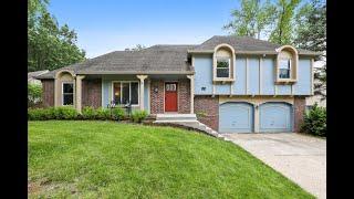 Inside a Super Spacious Split Level Overland Park Home!