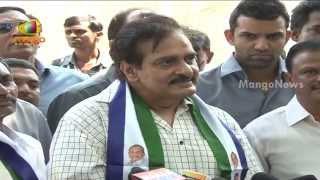 Former DGP Dinesh Reddy joins YSR Congress