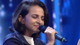 Paadam Namukku Paadam | Sreenandana sings 'Aaro Nenjil' | MazhavilManorama