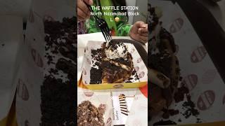 Waffles khaya hai kbhi  kahan hai ajao |#waffles#dessert#foodshorts#food#karachifood#viralshort
