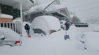 SNOWMAGEDDON Hits Ontario Today! Cars and Homes Buried in Canada