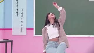 SOOJIN DANCING TRAMPOLINE AND YUQI REACTION