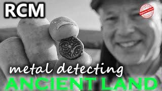 METAL DETECTING CELTIC BRITAIN,