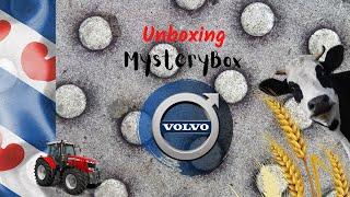 Unboxing a mysterybox from Volvo