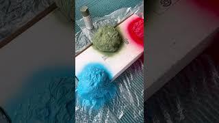 How to make DIY concrete mushrooms! #diygift #concreteprojects #mothersday