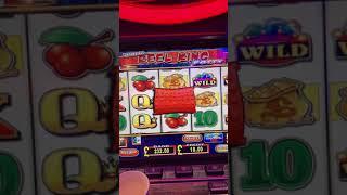 Reel King Slot - Red Scroll Pot