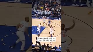 Nikola Jokic’s fake pass crossed up Steph Curry! #shorts #nba #nikolajokic #stephcurry