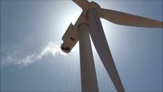 Wind Turbine Windmill blade cleaning  and inspection 300' using rope access.