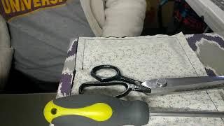 Quickly sharpen pinking shears