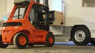 Model rc forklift loading truck