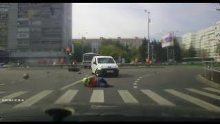 [WTF] Scooter Crash