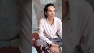 Tuy nghèo nhưng vẫn vui và hạnh phúc của vợ chồng Lơi và Trinh khờ