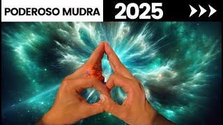 RITUALES Y MUDRA PODEROSO PARA RECIBIR EL 2025 CON LA LUNA NEGRA