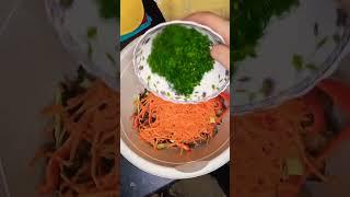 Корейские салат из баклажанов и морковью