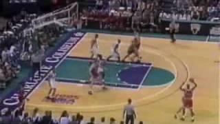 Great defense on Michael Jordan by Muggsy Bogues