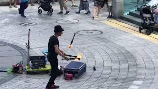 Street performer in Yokohama