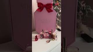 Victoria’s Secret 2022 advent calendar unboxing