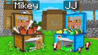 Mikey Family POOR vs JJ Family RICH House Inside a Chest in Minecraft (Maizen)