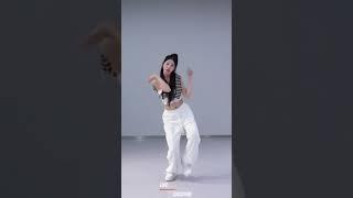 dance #shorts #short #shortvideo  #dance #girl  #likes  #beauty  #beautiful  #travel  #nature