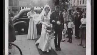 A Dutch 1930's photoalbum with music