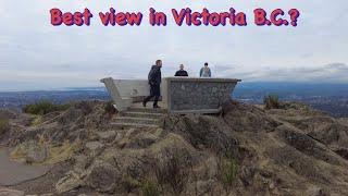 Walking with Bruce. Finding the best view in Victoria British Columbia   on Vancouver Island.