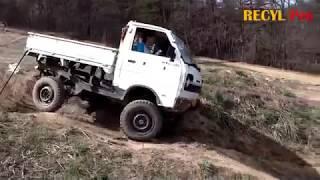 Best Mini Trucks Test Off Road   Suzuki Carry au KIRIKUU