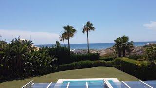 Beachfront Villa for sale in Marbella 4,950,000 € ( Mitchell´s Prestige Properties )