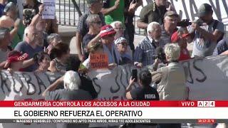 MARCHA DE JUBILADOS: CONGRESO CALIENTE AFUERA Y ADENTRO