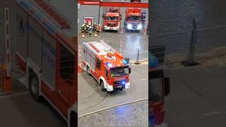 Einsatzfahrt #friedrichshafen #mrh #rcfeuerwehr #hobby #modellbau #rc #automobile #hobby #brandweer