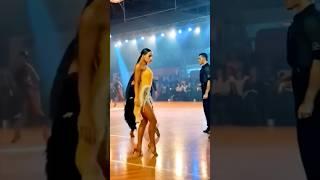 A legenda é com vocês #dancinha #humor #comedia #funny #comedy #dance