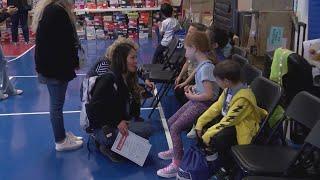 KRQE Cares visits Peralta Elementary School to put shoes on kids