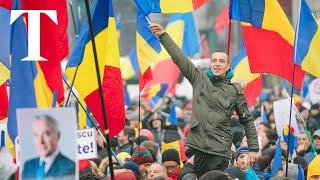 LIVE: Thousands protest in Romania amid Presidential court battle