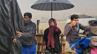 Waiting for a new baby and delicious cooking: Asghar's family's warm moments on a cold, rainy day