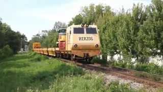 MOW Train Picks Up Old Rails CN's Freeport Sub At Elmhurst Illinois          #train  #railway