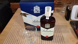 BALLANTINE'S FINEST BLENDED SCOTCH WHISKY GIFT PACK WITH 2 TUMBLER GLASSES (4K)