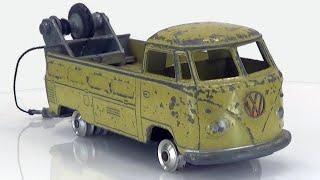 Volkwagen Breakdown Truck from 1967. Restoration of Corgi model no. 490.