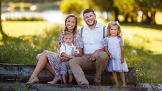 Family Photoshoot Posing Ideas with Little Kids, Behind the Scenes POV | Canon EOS R5 + RF 85mm 1.2L