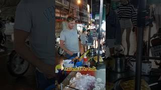 Thailand 24 hr food. #thaistreetfood #bangkokstreetfood #ชาวต่างชาติ #ฝรั่งกินอาหารไทย #foreigner