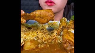 ASMR: EATING SPICY CHICKEN CURRY BASMATI RICE || #shorts #mukbangn#asmreating #mukbangasmr #asmr