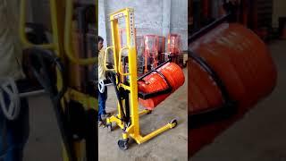 MHE NEXT MANUAL DRUM LIFTING & TILTING STACKER