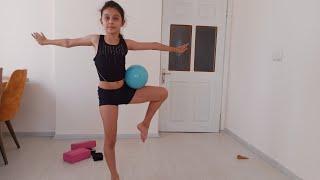 hello friends   balance and control workout denge kontrol için cimnastik antrenmani