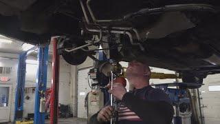 Inspiring Indiana | Indianapolis mechanic steps in to save stranded mom