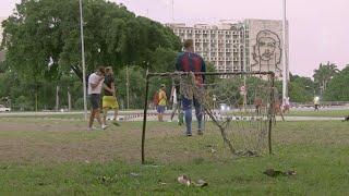 El fútbol socava el reinado beisbolero en Cuba