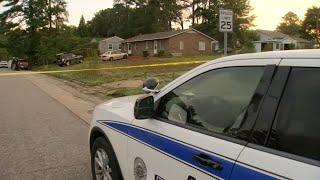 14-year-old seriously injured, 1 other hurt in shooting at Clayton home